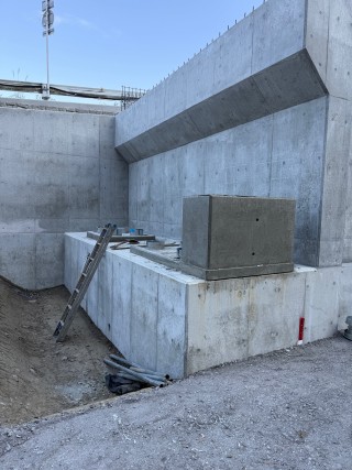 名阪国道板屋IC橋台工事